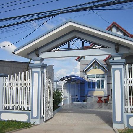 Hong Chau Guesthouse Дуонг-Донг Экстерьер фото