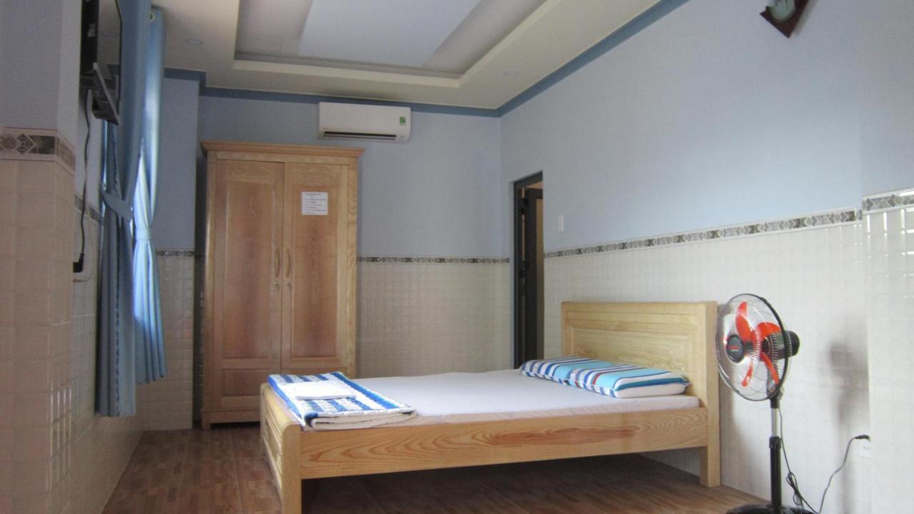 Hong Chau Guesthouse Дуонг-Донг Экстерьер фото